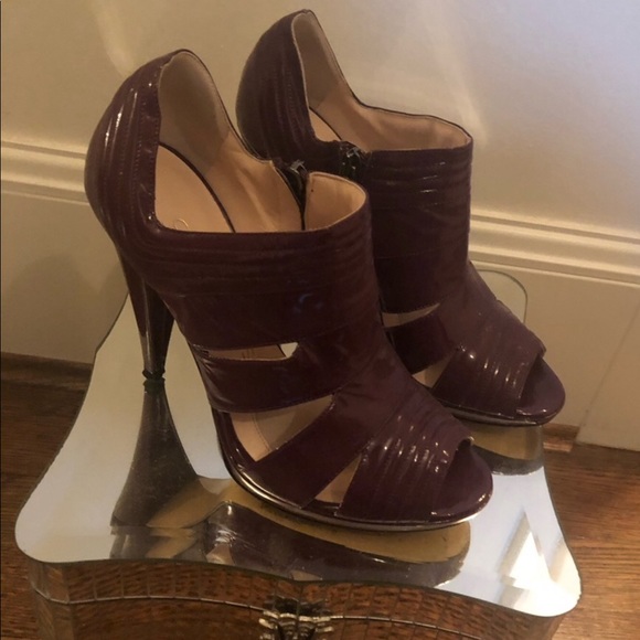 Coye Nokes Purple Patent Leather Bootie Size 7 - Picture 2 of 5